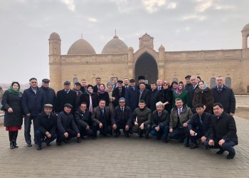 ФОТОРЕПОРТАЖ: «Отандастар» делегациясы Түркістан облысының киелі жерлерін аралауда