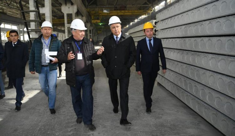 ТҮРКІСТАНДАҒЫ НАУБАЙХАНА ТӘУЛІКТІК ӨНІМ КӨЛЕМІН 50 МЫҢ ДАНАҒА ШЫҒАРДЫ