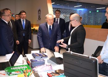 Н.Назарбаев: Бізге ІТ-таланттардың жаңа буынын қалыптастыру керек