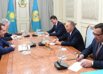 Нұрсұлтан Назарбаев Ресей Федерациясы Үкіметінің төрағасы Дмитрий Медведевпен кездесті