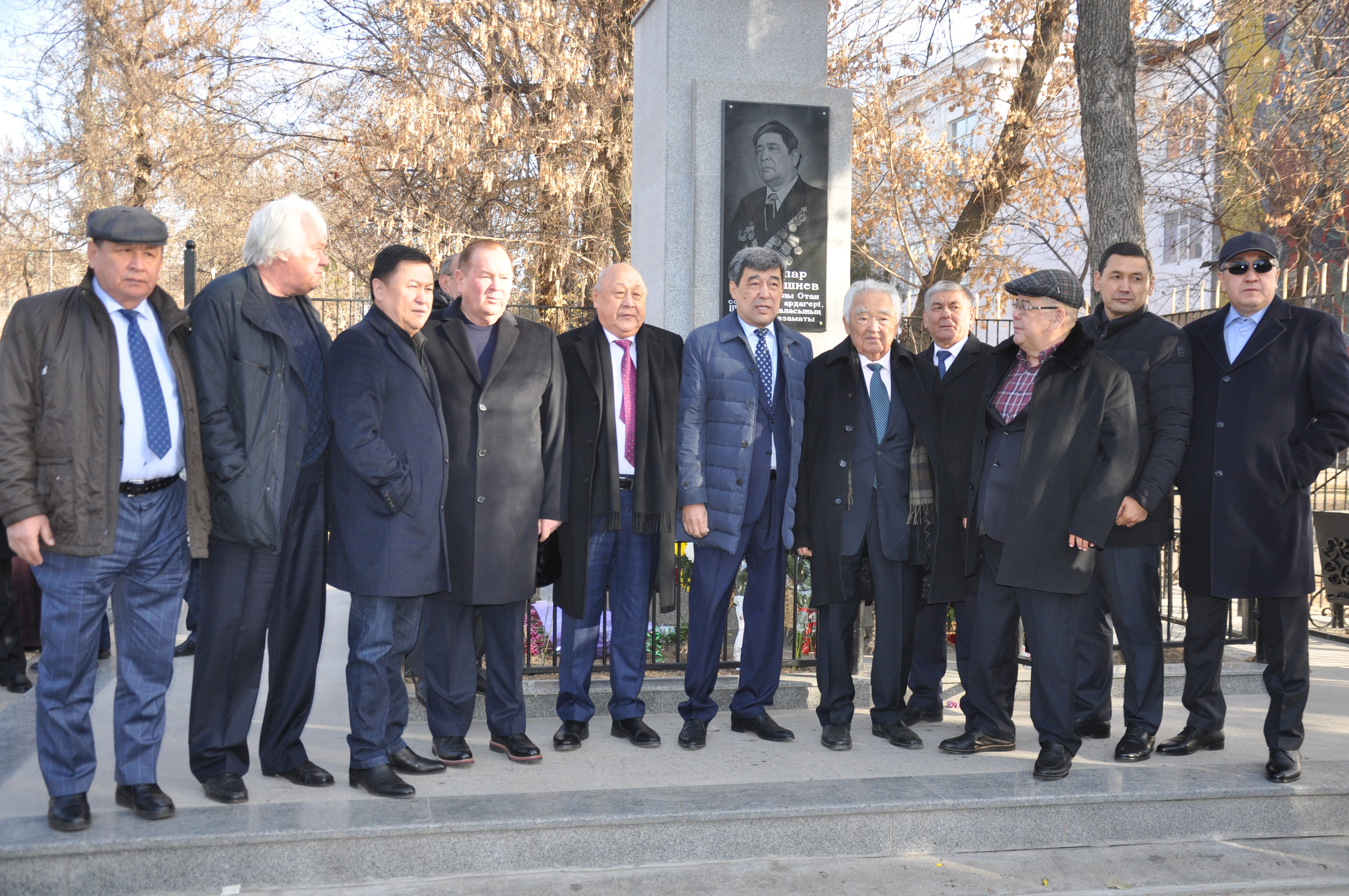 Селена Гомеспен жыныстық қатынас және трах Орыс жетілген әйелдер фотосуреттерді трахает