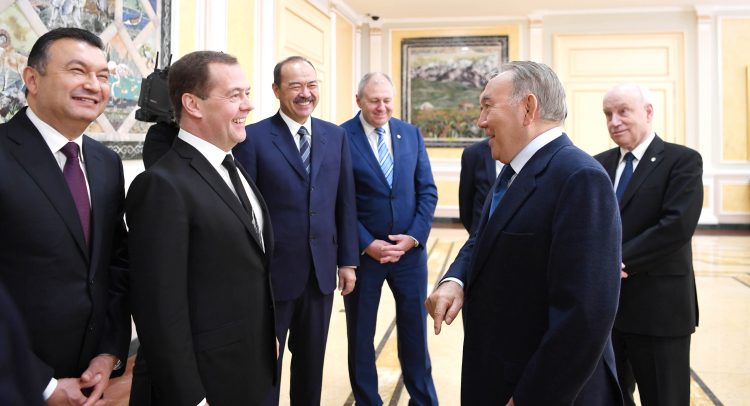 Қазақстан Президенті ТМД-ға мүше елдердің Үкімет басшылары кеңесінің мүшелерімен кездесті