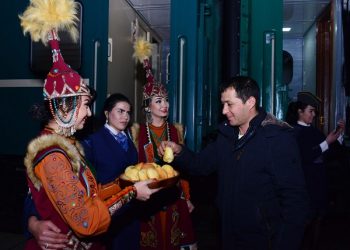 ҚАЗАҚСТАН-ӨЗБЕКСТАН: ӨҢІРАРАЛЫҚ ФОРУМҒА ҚАТЫСУШЫЛАР ШЫМКЕНТКЕ КЕЛДІ