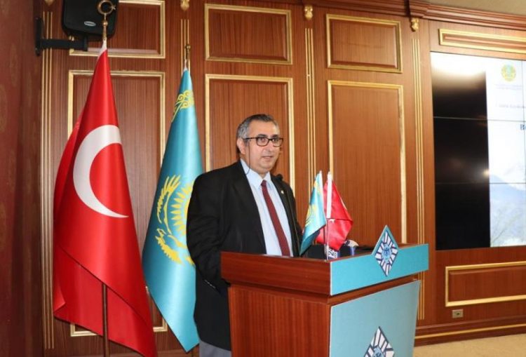 Анкарада «Нұрсұлтан Назарбаев: Ұлы даланың рухани жаңғыруы» атты кітаптың тұсауы кесілді