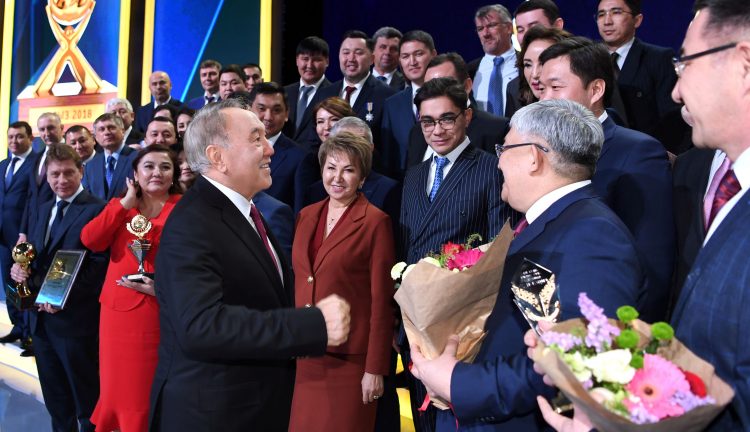 Нұрсұлтан Назарбаев «Парыз», «Алтын сапа» сыйлықтарының жеңімпаздарын марапаттау рәсіміне қатысты