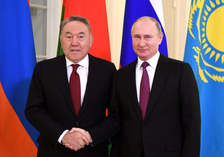 Нұрсұлтан Назарбаев Жоғары Еуразия экономикалық кеңесінің отырысына қатысты