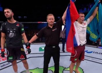Дамир Исмагулов победил в дебютном поединке на UFC