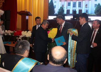 Серікқали Жексенбаев — Төлеби ауданының «Құрметті азаматы»