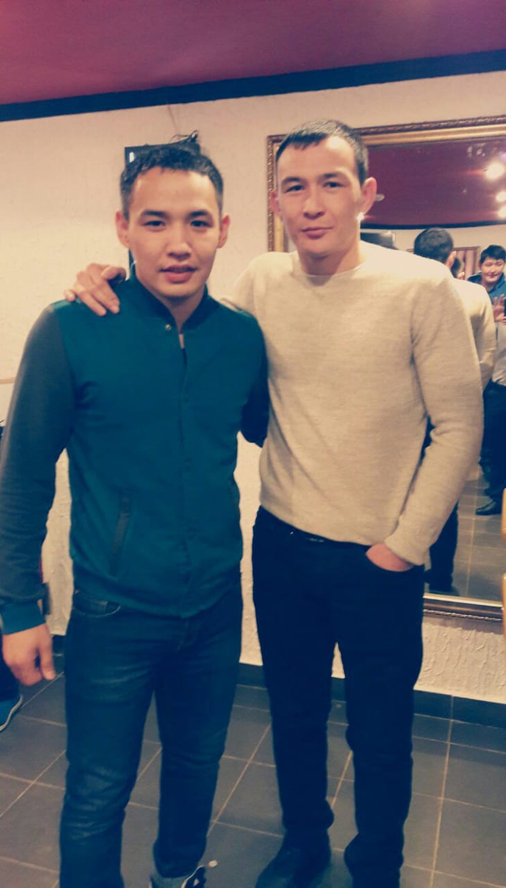 Дамир Исмагулов победил в дебютном поединке на UFC