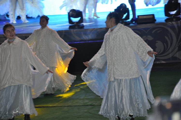 Мегаполистің басты шыршасының шамы жағылды