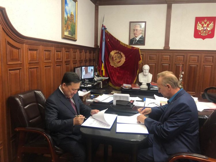 Түркістандық медицинаның дамуына жол ашқан тағы бір ынтымақтастық меморандумы