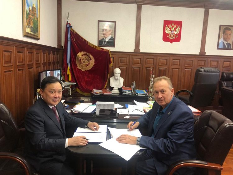 Түркістандық медицинаның дамуына жол ашқан тағы бір ынтымақтастық меморандумы