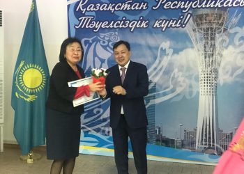 Түркістан облысының 200 — ге жуық ақ халаттылары марапатпен қоса бір айлық жалақы көлемінде сыйақы алды