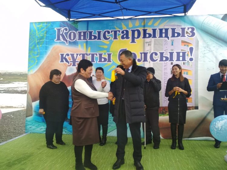 Жаңа жыл қарсаңында түлкібастықтарға тарту етілген тұрғын үйлер