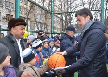 Тәуелсіздікке тарту: Ашық ойын алаңшалары ел игілігіне берілді