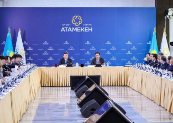 Үкімет басшысы отандық кәсіпкерлерді сынға алды