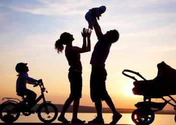 Қазақстанда бала асырап алуға көмектесетін арнайы агенттік құрылады