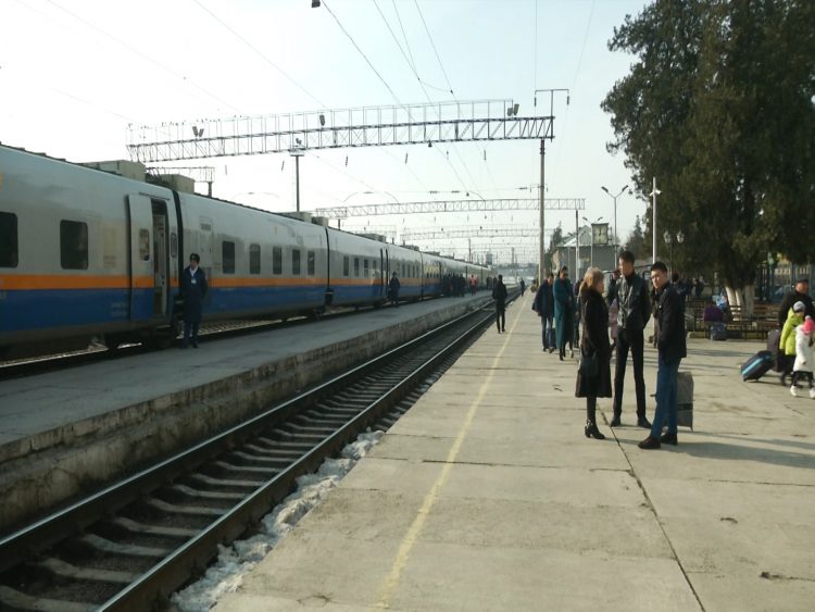 27 жасында  жеті баланың анасы атанған Жазира Тұрғынова