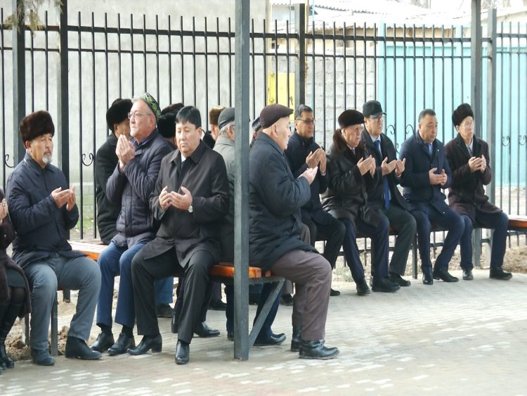 Сарыағашта бір күнде 13 нысан іске қосылды