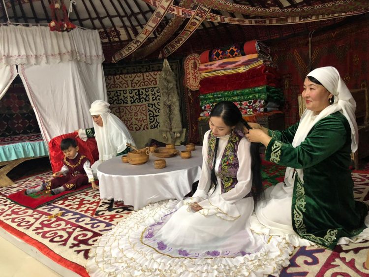 Орта ғасырдағы Отырардың даму концепциясы талқылануда