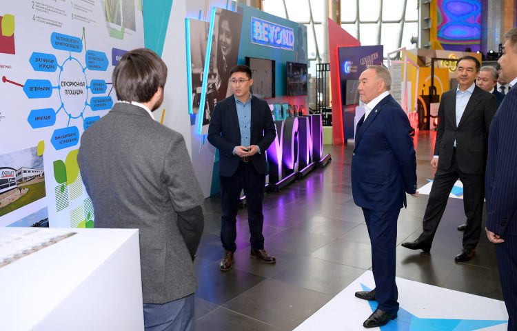 Нұрсұлтан Назарбаев Жастар жылының салтанатты ашылу рәсіміне қатысты