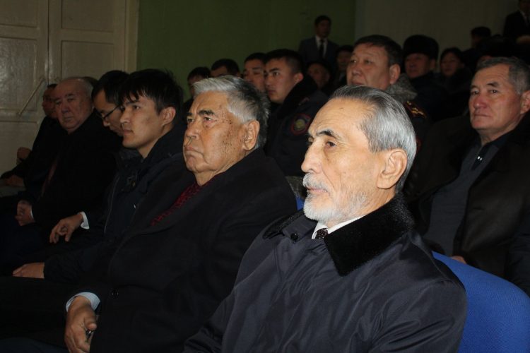 Жетісай ауданының әкімі халық алдында есеп берді