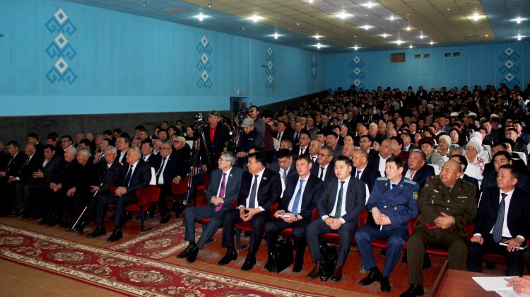 Мамандығы қаржыгер әкім қазынаның қаржысын көбейтуді көздеп отыр