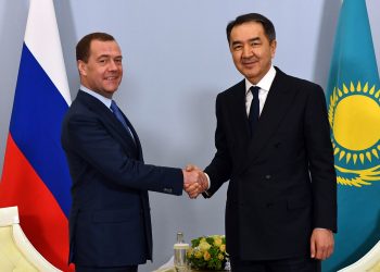 Қазақстан мен Ресей Премьер-Министрлері сауда-экономикалық ынтымақтастықты кеңейту мәселелерін талқылады