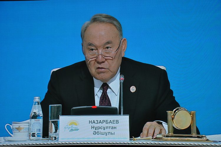 Нұрсұлтан Назарбаев: Алға, Нұр Отан! Алға, Қазақстан!