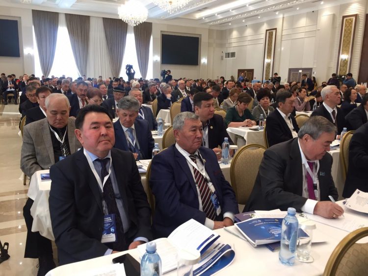 Қоғамдық кеңестің ІІ Республикалық мәжілісі өтуде