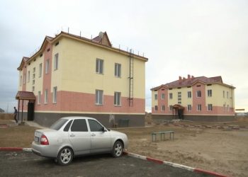 Түркістан облысының жас дәрігерлері алғаш рет мемлекеттік баспанаға ие болды