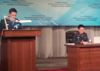 Шымкент қалалық полиция департаментінің басшысы есеп беруде