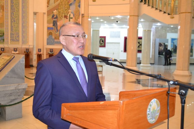 ӨЗБЕКСТАНДА «ҰЛЫ ДАЛА МҰРАЛАРЫ» КӨРМЕСІ АШЫЛДЫ