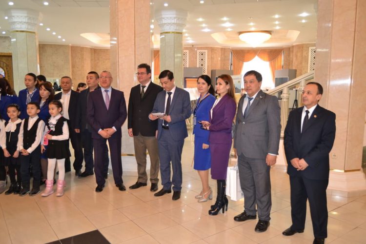 ӨЗБЕКСТАНДА «ҰЛЫ ДАЛА МҰРАЛАРЫ» КӨРМЕСІ АШЫЛДЫ