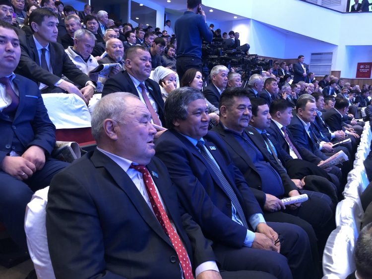 Түймебаев Түркістанда атқарылған жұмыстарды қорытындылауда