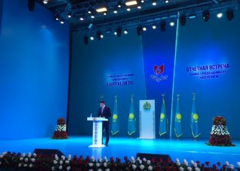 Мегаполис мэрі қала тұрғындарының алдында қорытынды есеп беруде