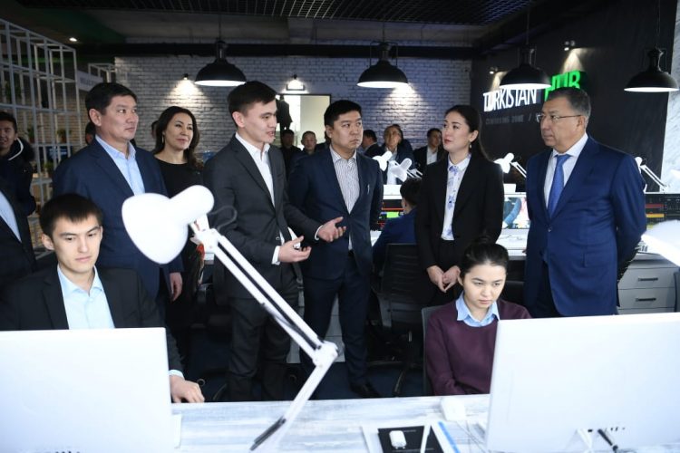 Turkistan жастарының орталығы өз жұмысын бастады