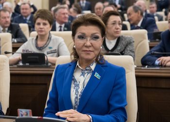 Дариға Назарбаева журналистердің ашуын келтірген ережеге пікір білдірді