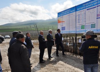 Шөкеев «Қазығұрт бақтары» өндірістік кооперативінің жұмысын көрді