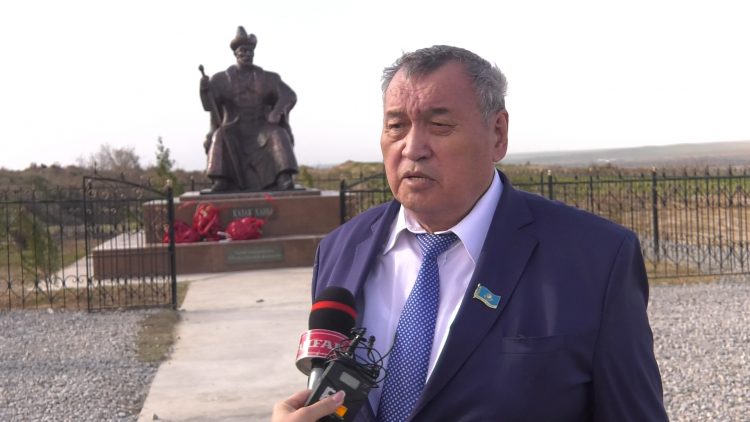 «Қазақ ханы» ескерткіші ашылды