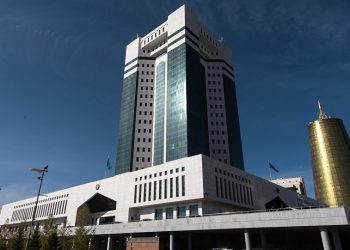 ҚР Премьер-Министрі А. Мамин: жастар үшін шағын несиелер мен гранттарға 32 млрд теңге бөлінді