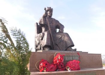 «Қазақ ханы» ескерткіші ашылды