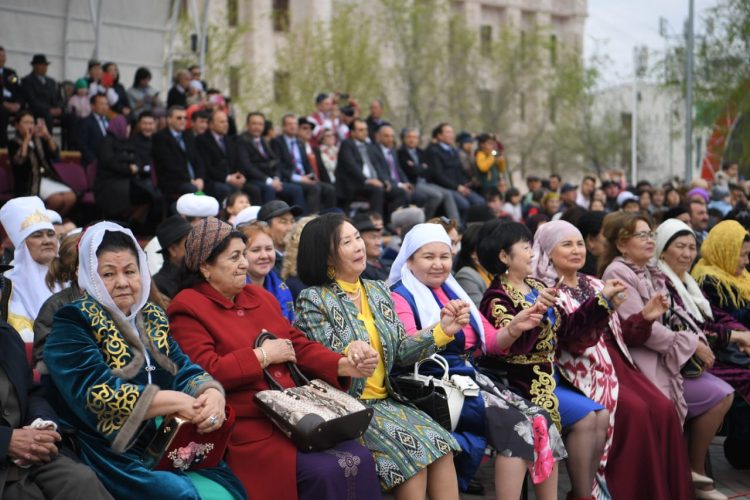 Түркістанда 2000 литр наурыз көже таратылды