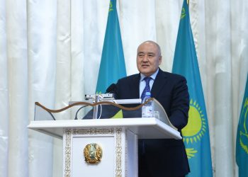 Өмірзақ Шөкеев: Тұрмысы төмен отбасындағы балаларды кәсіпкерлікке тартуымыз керек