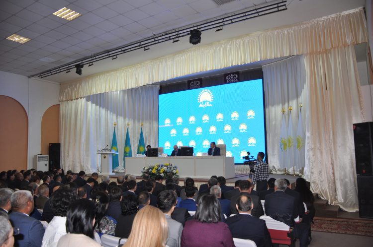 Түркістанда облыстық партия активінің жиыны басталды