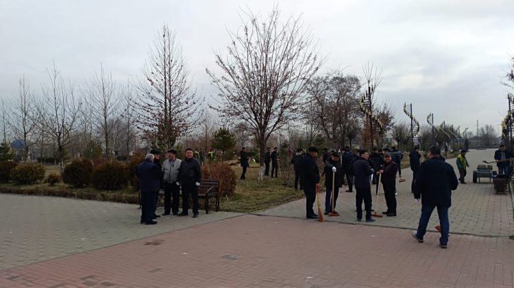 Мегаполис ер азаматтары бүгін сенбілік өткізді