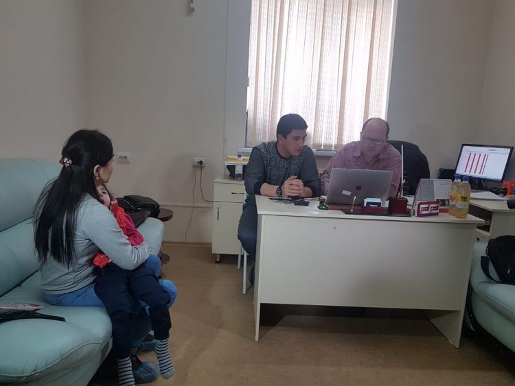 Түркістан облысының дәрігерлері Англиядан келген үздік нейрогенетиктерден тәжірибе алуда