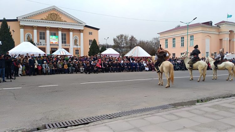 Түркі жұртының ұлық мерекесі Төлебиде тойланды