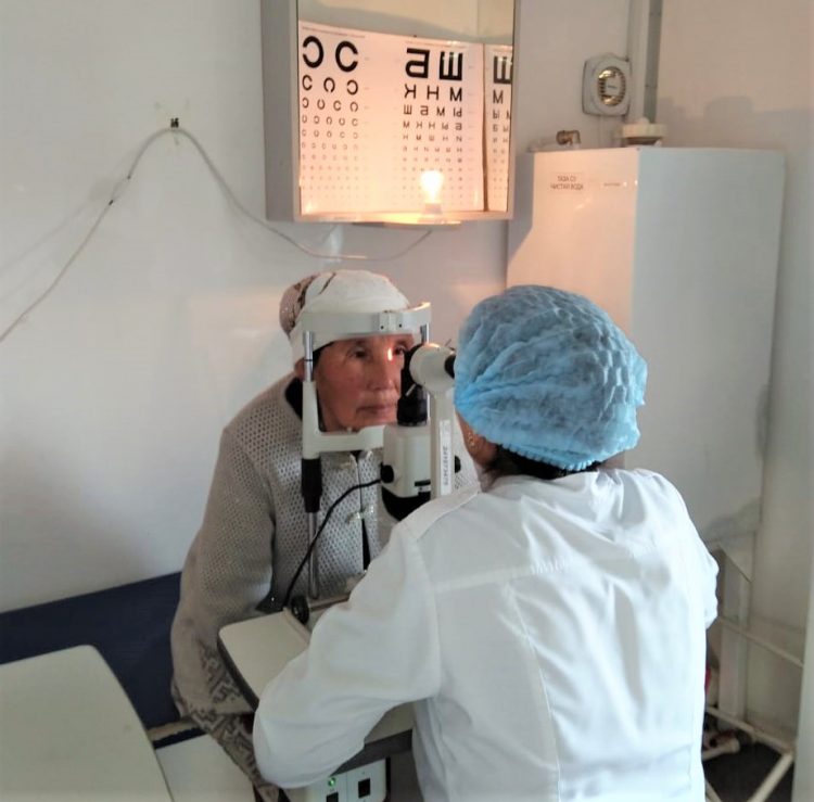 ТҮРКІСТАН: ЖЕТІСАЙ АУДАНЫНДА МЫҢНАН АСА КӨПБАЛАЛЫ АНА МЕН БАЛАҒА МЕДИЦИНАЛЫҚ КӨМЕК КӨРСЕТІЛДІ