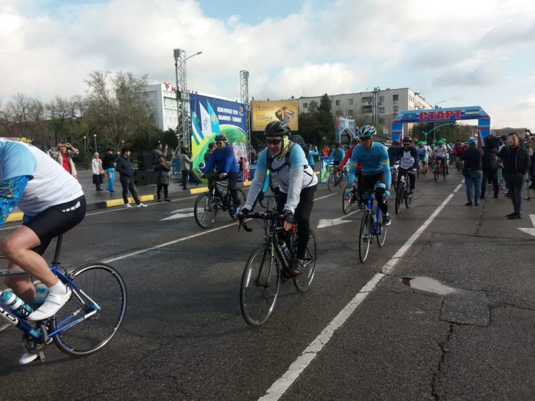 Достық велошеруі жолға шықты